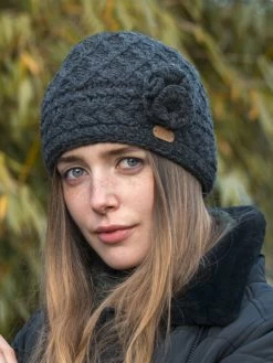 Aran Trellis Pullon Hat Charcoal