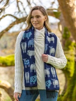 Sheep Motif Scarf Navy