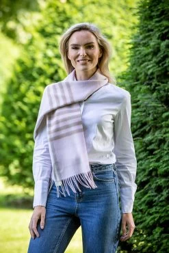 Wool And Cashmere Scarf Delicate Pink