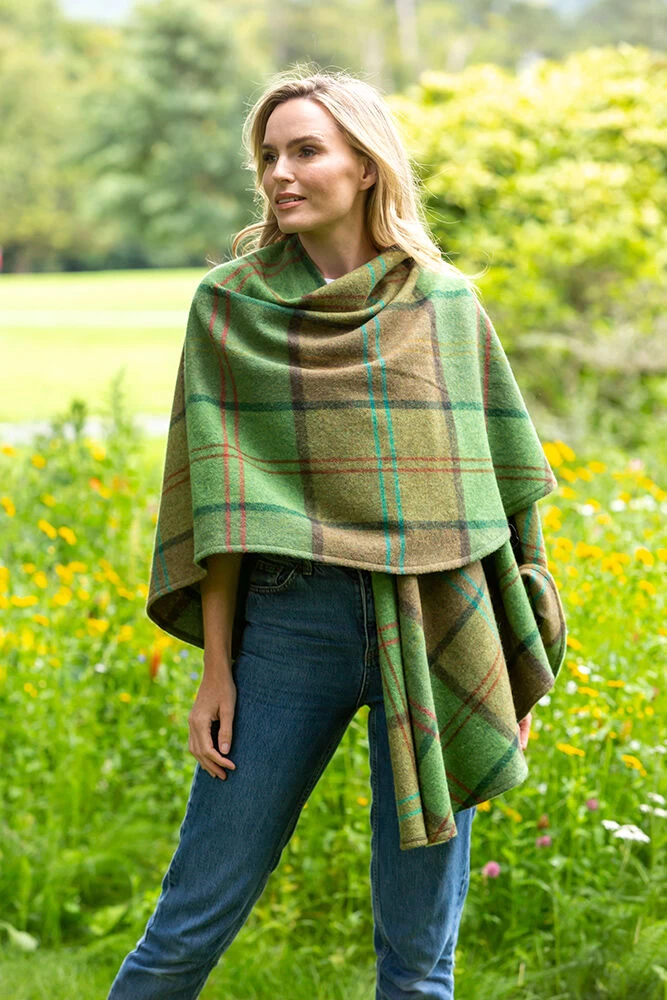 100% Lambswool Cape Green Multi - 618 - Image 2