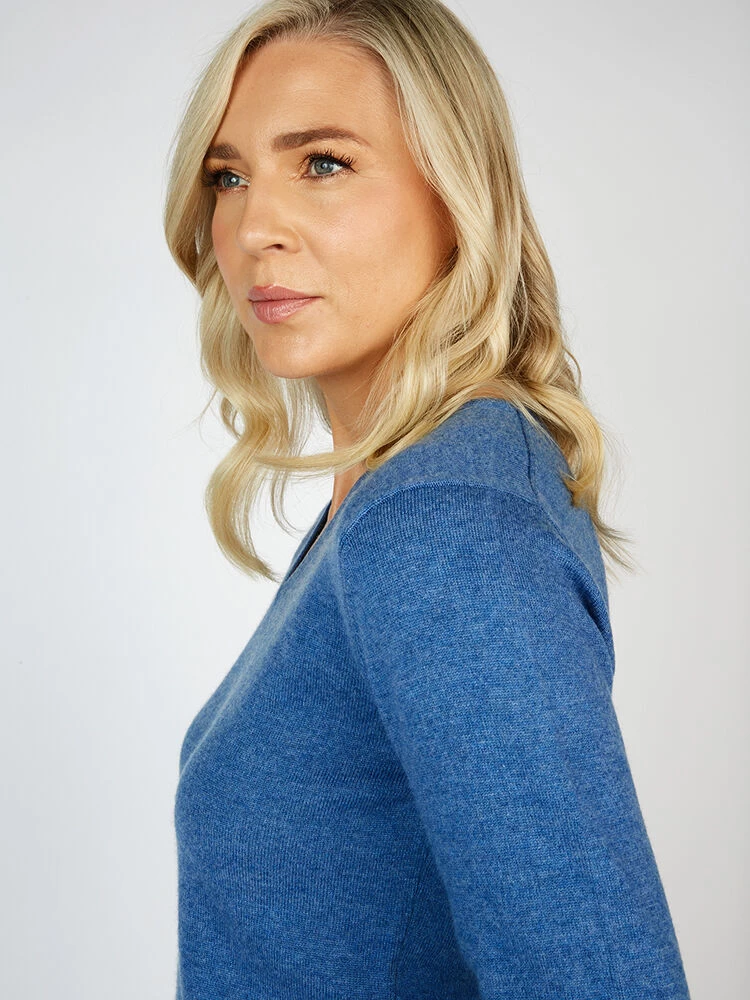 Extra Fine Merino Wool & Cashmere V Neck Sweater Denim - Image 3