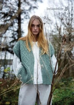 Diamond Pattern Sleeveless Vest Apple