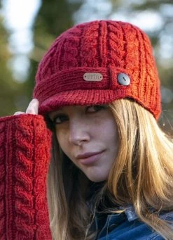 Erin Peak Cable Knit Hat Red