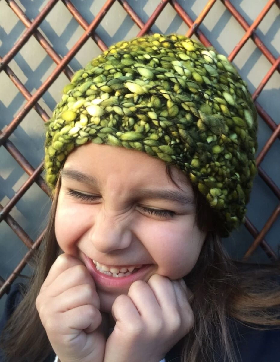 Girls Handmade Ribbed Hat - Green