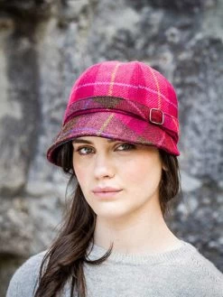 Flapper Cap Pink Check - Colour No. 223A One Size