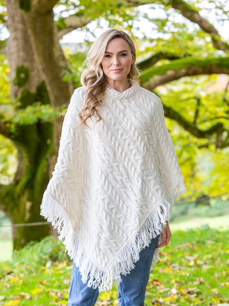 Merino Wool Aran Poncho With Fringe - Natural