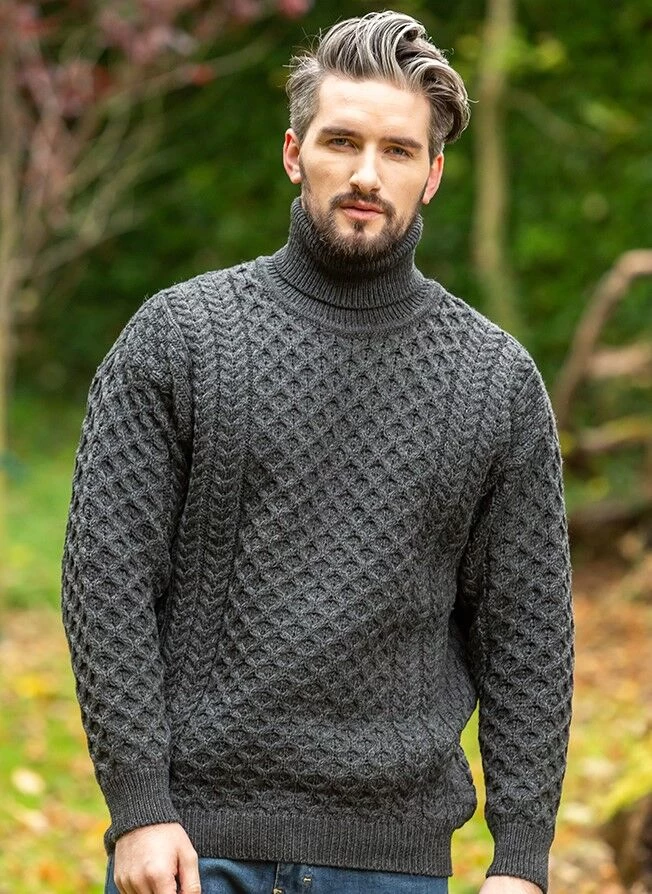 Men's Traditional Aran Turtleneck Sweater - Image 2