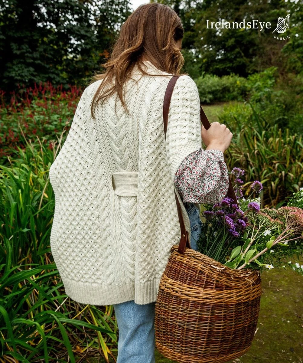 Crocus Horseshoe Cable Cape Natural - Image 2