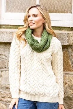Super Soft Aran Snood Green B859